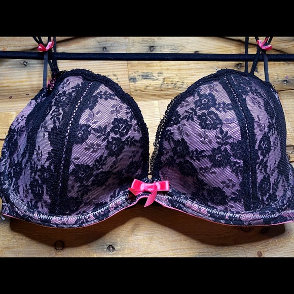 VS Sexy Little Thing pink lace bra - Picture 6 of 8